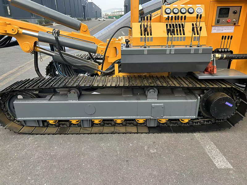 Solar Pile Driver Machine
